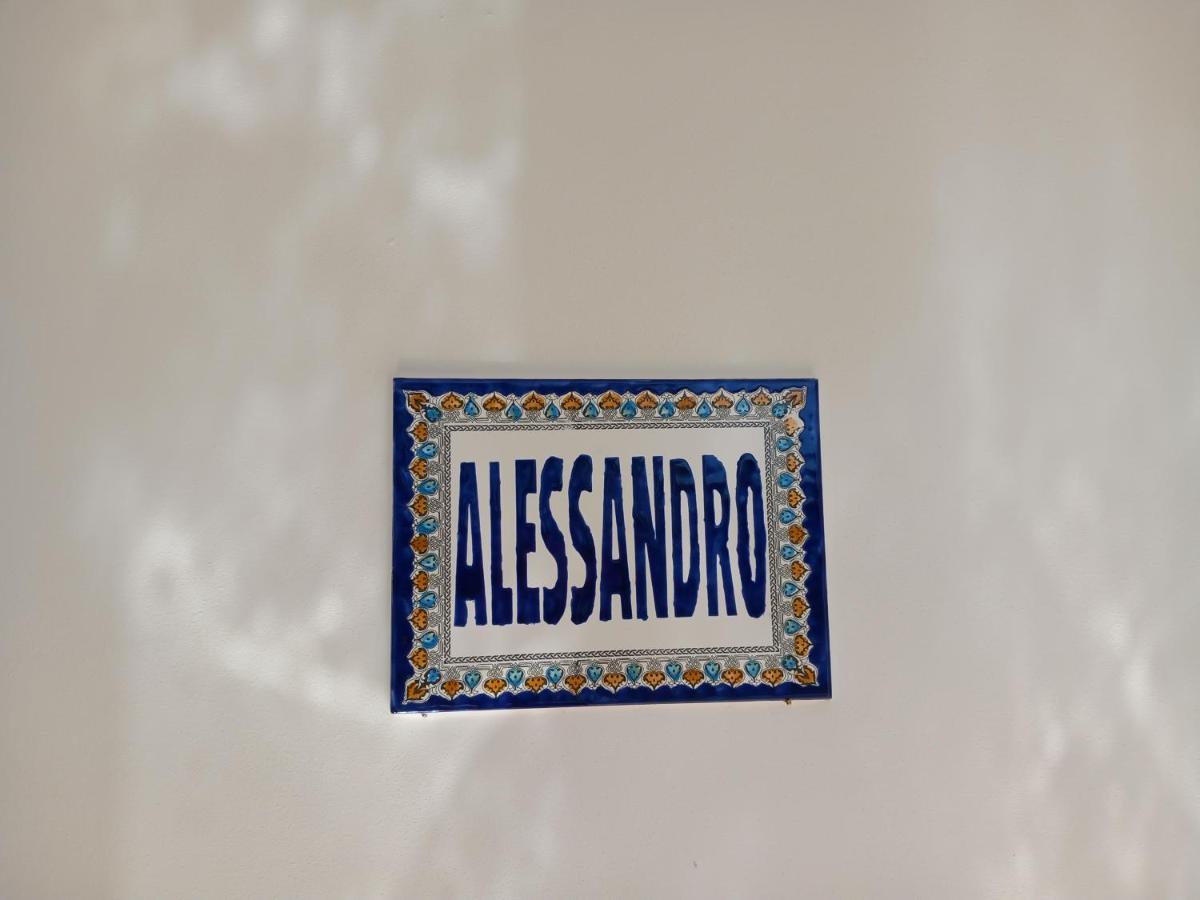 Alessandro House ポルト・チェザーレオ エクステリア 写真